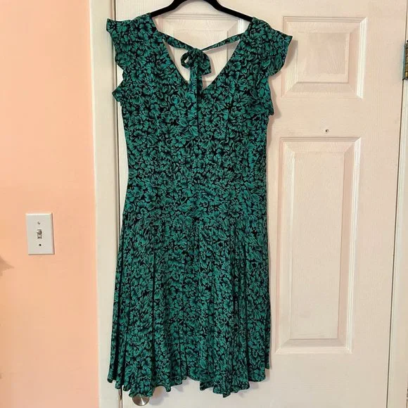 Kookai | Dresses | Kookai Banded Waist Green Botanical Print Dress |  Poshmark
